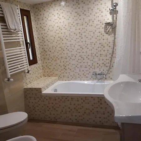 La Camelia Bed & Breakfast *